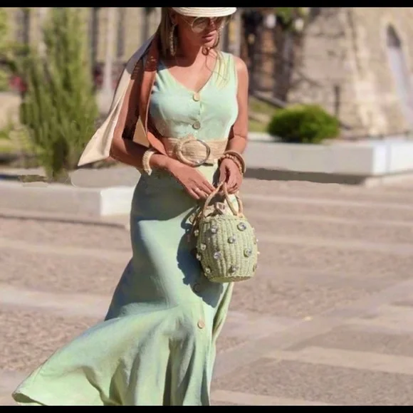 New NWT Woven Straw Pearl Round Bucket Bag - Picture 13 of 14